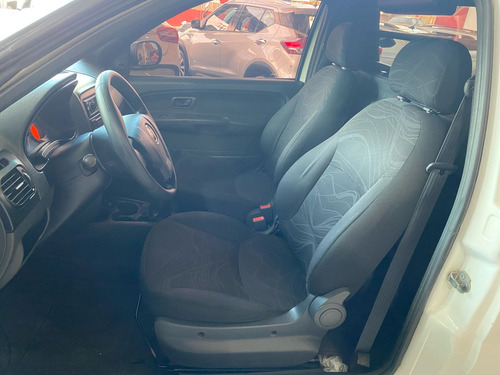 Fiat Strada 1.4 Hard Working Flex 2p