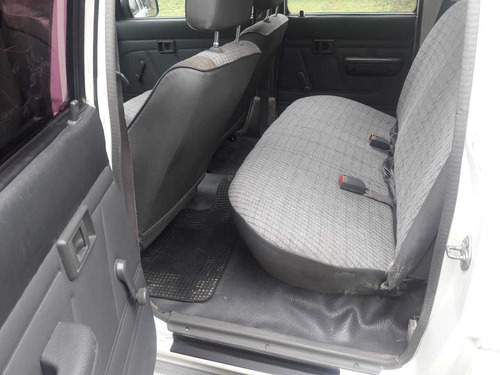 Toyota Hilux 2.8 D/cab 4x4 Dlx