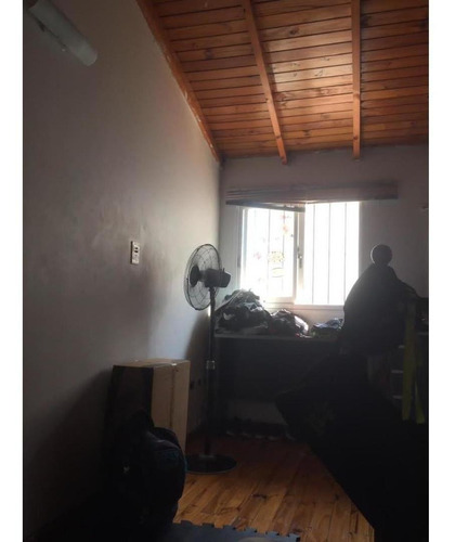 Imagen 10 de 12 de Triplex De 3 Amb. Al Frente