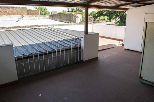 Imagen 17 de 20 de Casa En Venta 5 Ambientes Olivos