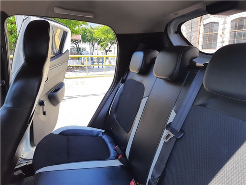 Imagem 10 de 13 de Renault Kwid 1.0 12v Sce Flex Intense Manual