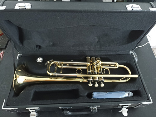 Trompeta Yamaha Xeno Ytr-8345