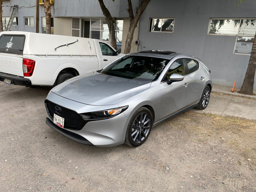 Mazda Mazda 3 I Sport AT Hatchback