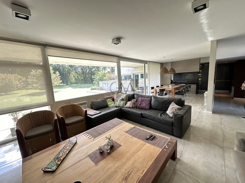 Casa En Venta Barrio Privado Rumenco