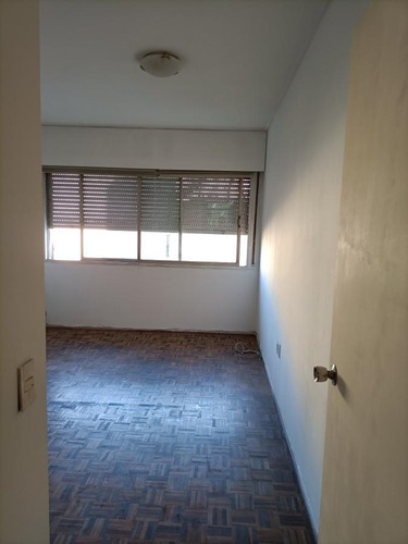 Imagen 2 de 12 de Apartamento - Centro (montevideo)