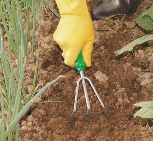 Imagem 2 de 3 de Cultivador De 3 Pontas - Trapp - 29cm