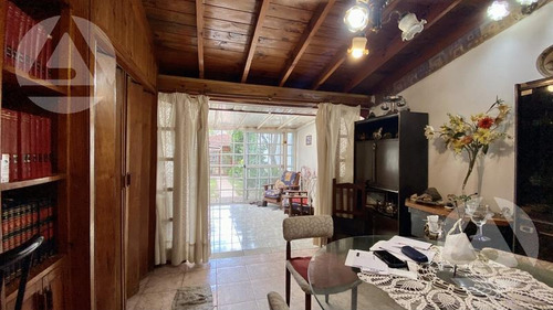 Imagen 7 de 11 de Casa - Canning (e. Echeverria)