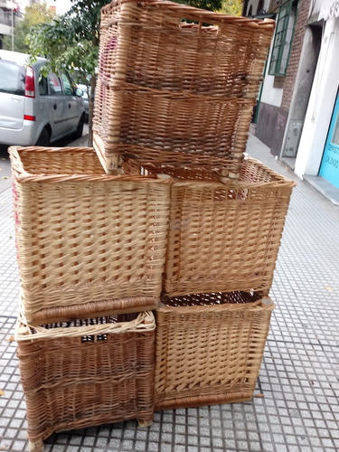 Alquilo X Dia Canastos De Mimbres/servicios Fletes Mudanzas