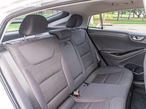 Imagen 11 de 25 de Hyundai Ioniq 1.6 Gdi Hibrido At | Permuta / Financia