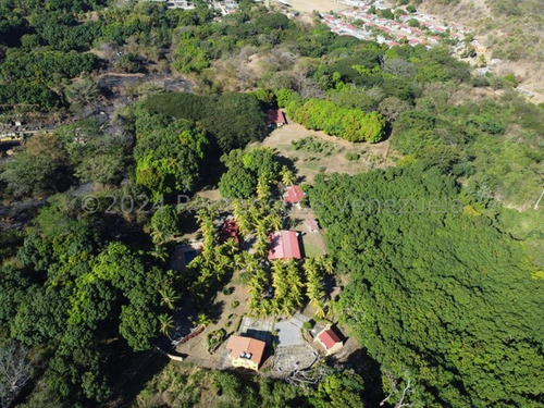 Finca En Venta En Urb Sector El Polvero Con Pozos Amoblada Kg:24-19946