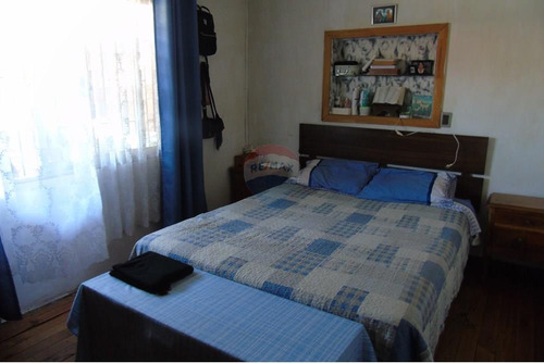 Hogar Ideal En Peñaflor: 3d/1b Y Amplio Terreno