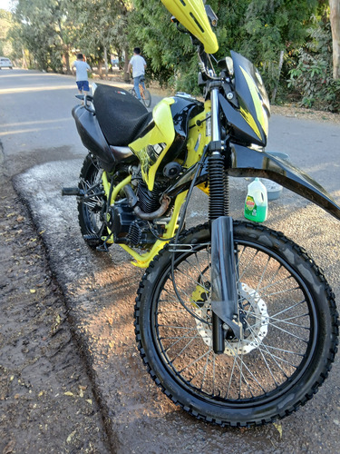 Dm200
