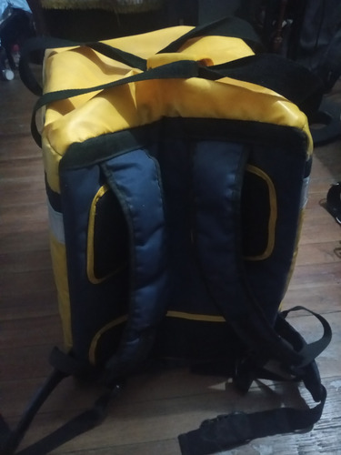 Mochila Glovo Delivery Usada, En Perfecto Estado.