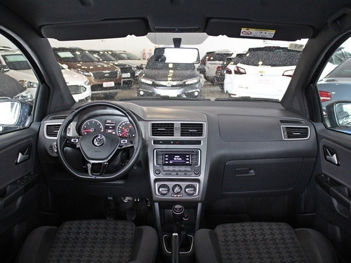 Imagem 3 de 5 de Volkswagen Fox 1.0 Track Flex 4p Mec