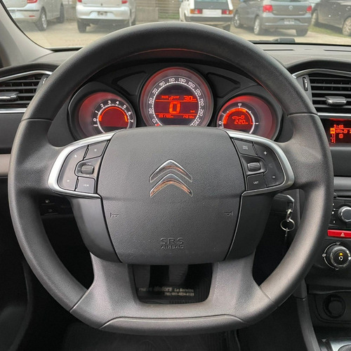 Imagen 12 de 14 de Citroen C4 Lounge 2.0i 16v Origine