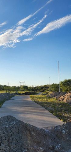 Terreno En Puerto Barrancas Con Vista Privilegiada Hacia El Rio