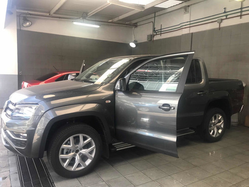 Imagen 1 de 15 de Amarok V6 Gris Indio