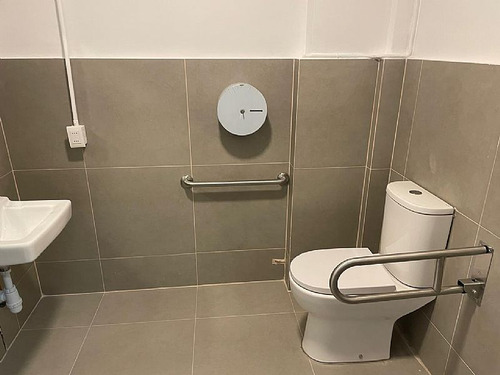 Arriendo Oficina Planta 700 M2 Libre Centro De Valparaíso