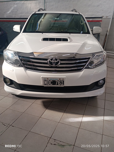 Toyota Hilux SW4 3.0 Srv Cuero I 171cv 4x4 4at