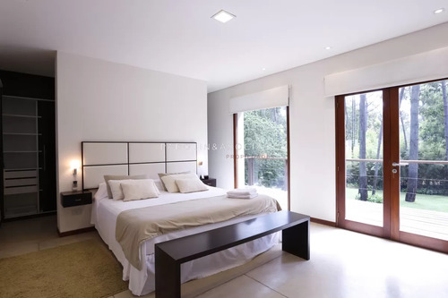 Casa En Venta Dentro Del Complejo Solanas.