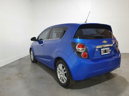 Imagen 4 de 15 de Chevrolet Sonic Ltz Mt Usado Nafta - Tm - Fsa