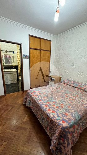 Se Vende Hermoso Chalet En Villa Bosch!!!! Frente A La Plaza Del Pio Xii