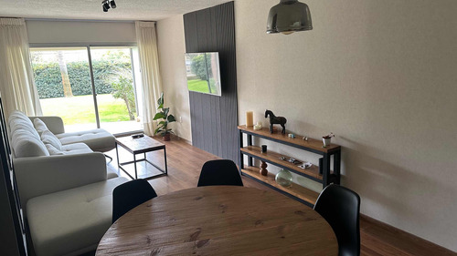 Apto En Rambla 3 Dorm 2 Baños Con Jardín Y Parrilla Exclusiv
