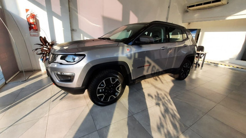 Imagen 2 de 14 de Compass Trail Hawk 2.0 Td 4x4 At9