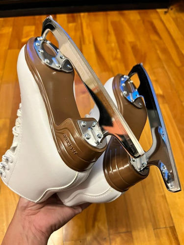 Imagen 7 de 9 de Vendo Patines De Hielo, Traidos De Estados Unidos.