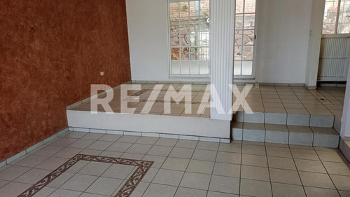 Imagen 3 de 29 de Casa En Renta En Barrio De Analco - (2)