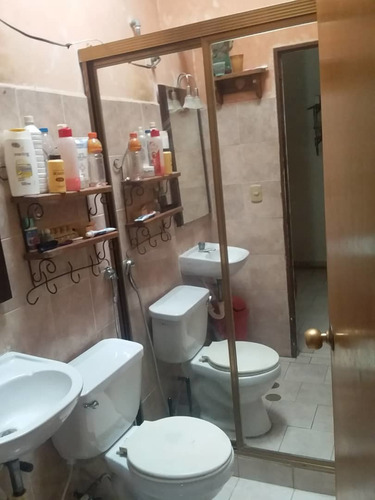 Imagen 9 de 9 de Casa De 3 Habitaciones, 2 Baños Y 3 Estacionamientos.