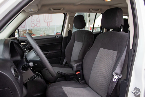 Imagen 7 de 9 de Jeep Patriot Sport 2016