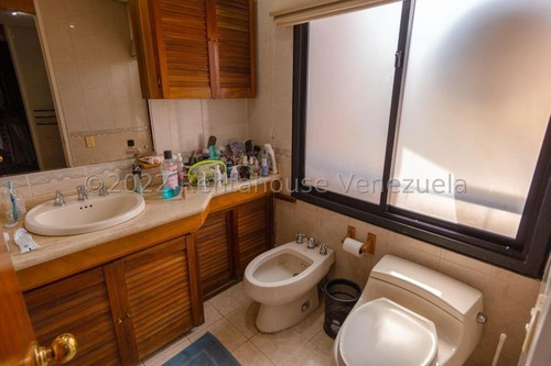 Imagen 13 de 18 de Apartamento En Campo Alegre A La Venta Mls#22-23869 R A H Pablo Velozo