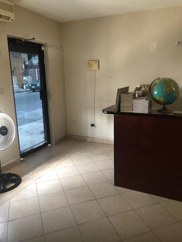 Imagen 2 de 9 de Venta Local Comercial Semiamueblado Col Madero Monterrey Muy Centrico