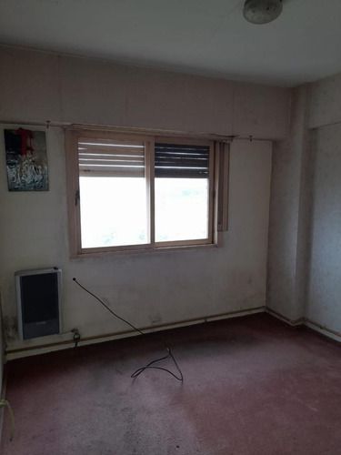Departamento En Venta - 2 Dormitorios 1 Baño - 53 Mts2 - Crucesita