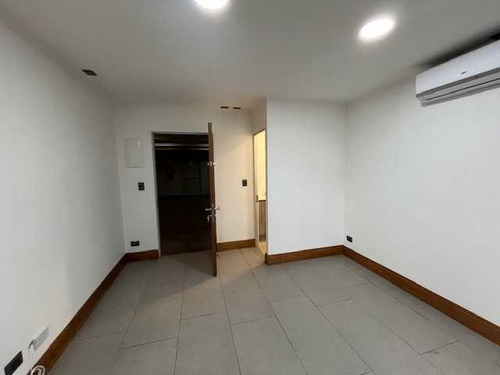 Arrienda Oficina 17 M2, Edif Telar (68945)