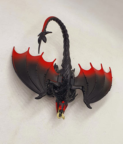 Dreamworks Dragons, Deathgripper Dragón (Usado)