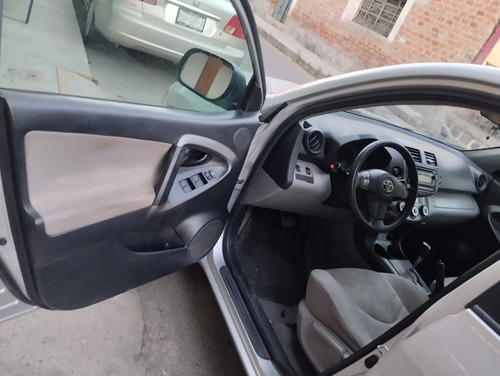 Toyota RAV4 Vagoneta Base 3a Fila At