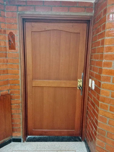 Imagen 9 de 27 de Apartamento En Venta, El Limonar, Sur