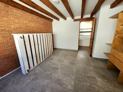 Casa En Renta En Colonia Avándaro, Valle De Bravo, Estado De México