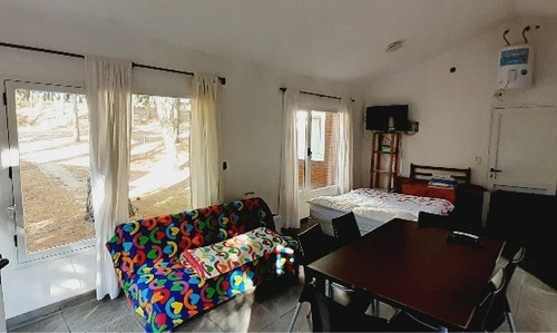 Imagen 7 de 16 de Monoambiente Rodeado De Bosque Muy Cómodo Y Excelente Precio