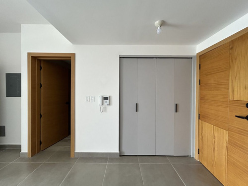 Apartamento De 1 Hab En Alquiler En Gazcue Con Línea Blanca Y Vista Al Mar