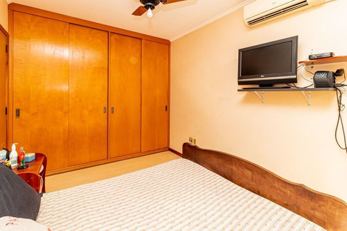 Imagem 9 de 15 de Apartamento À Venda No Bairro Floresta - Porto Alegre/rs - O-26646-43633