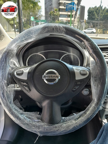 Nissan Sentra 1.8 Advance Mt