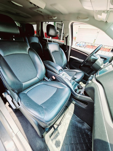 Dodge Journey 2.4 Sxt Sport 7 Pasajeros At