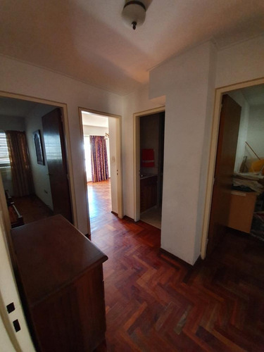 Vendo Departamento / Piso 4 Dormitorios - Nueva Córdoba - 2 Cocheras