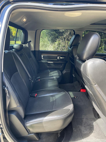 Dodge Ram 2500 Laramie 6.7 Cummins
