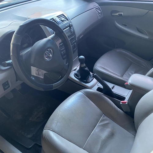 Imagen 7 de 8 de Toyota Corolla Xei 2011