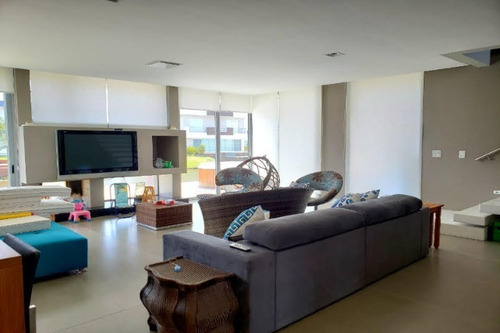 Imagem 8 de 26 de Casa À Venda Em Xangri-lá - Ca01116 - 68094368