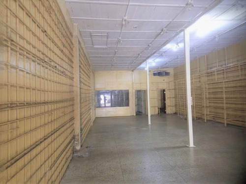 Local Comercial En Venta, Calle Ramírez, San Félix